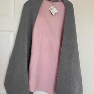 Crosstree Lane womens poncho/sweater one size pink/grey NWT